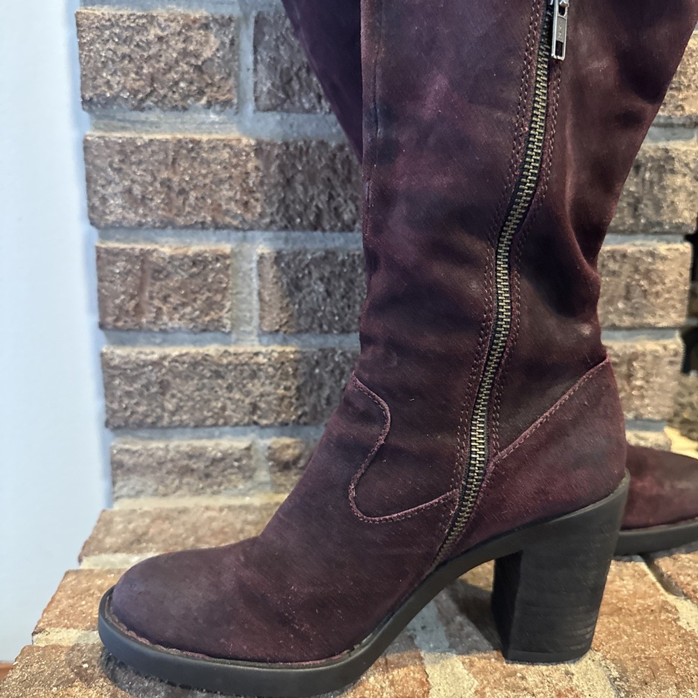 Born Over The Knee Suede Leather Block Heel Boots Women's Sz 7 Dark Red - Picture 9 of 16